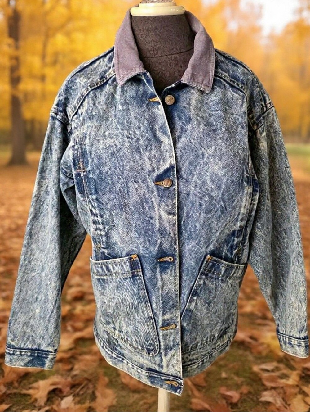 Palmetto's Vintage Acid-Wash Denim Jean Jacket in Faded Blue Women's Small
